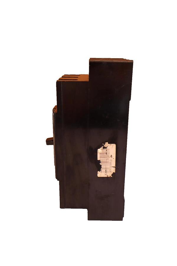 Used Trumbell 100Amp Circuit Breaker ATB32100 125-250VDC 250VAC 3 Pole USA
