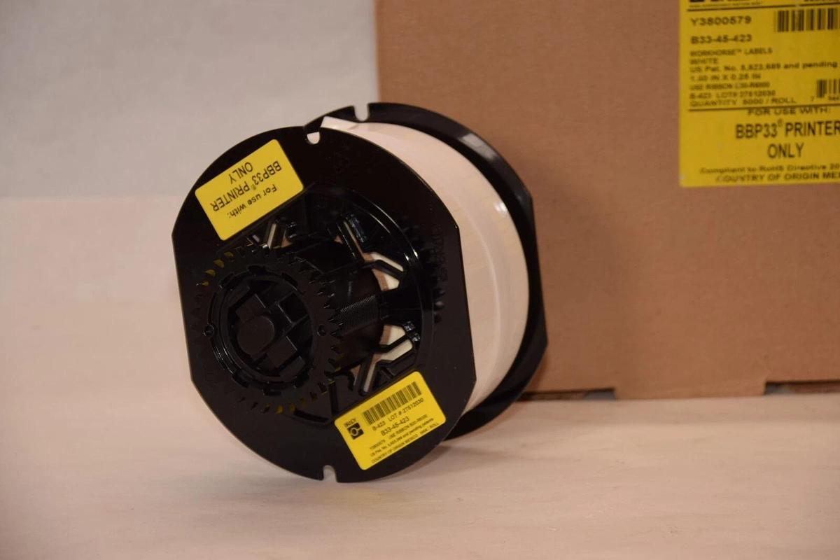 (NEW) BRADY B33-45-423 1.50" x 0.25" White Workhorse Labels