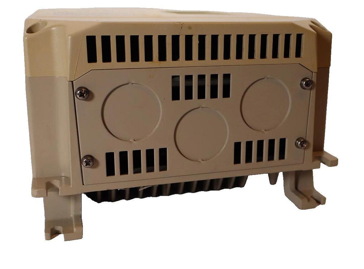 Used Yaskawa Varispeed 616G3 AC Drive 200v Class Inverter CIMR-G3A20P4 1.4kVA 3ph