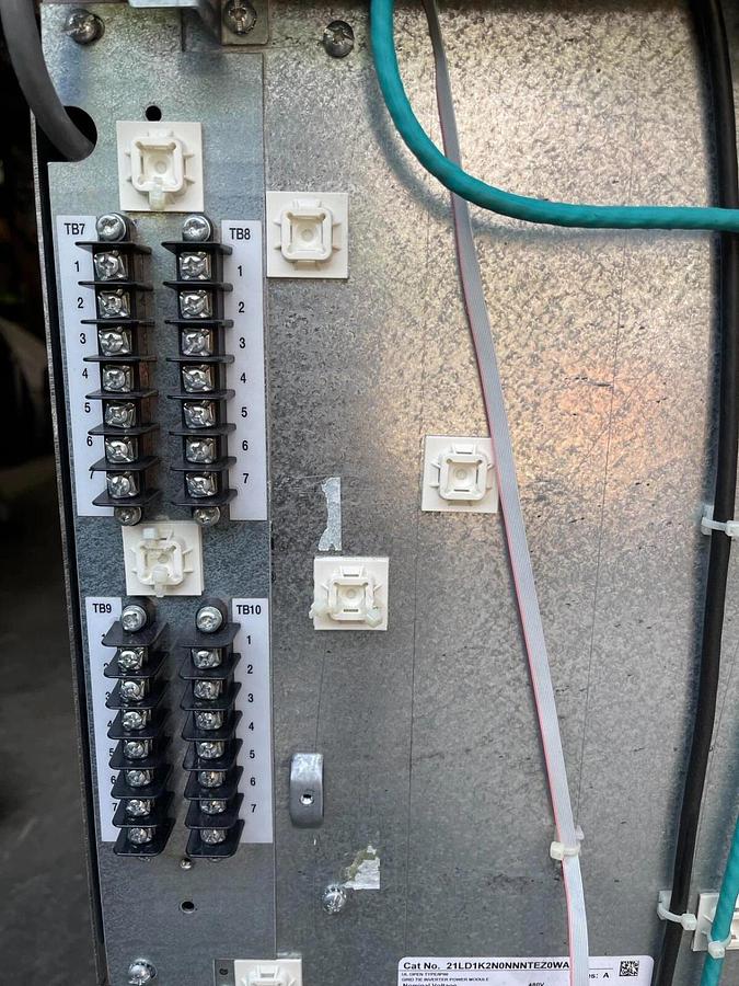 Used ALLEN BRADLEY 700L AC Liquid Cooled Drive 21LD1K2N0NNNTEZ0WA 480v 1250a Ser. A