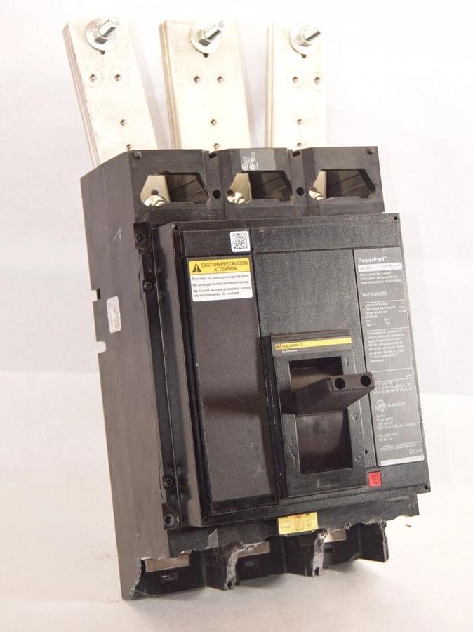 Used Schneider PowerPact Non Automatic Switch  MJ600 MJF32000Z60 600 Amp A 600A 240v