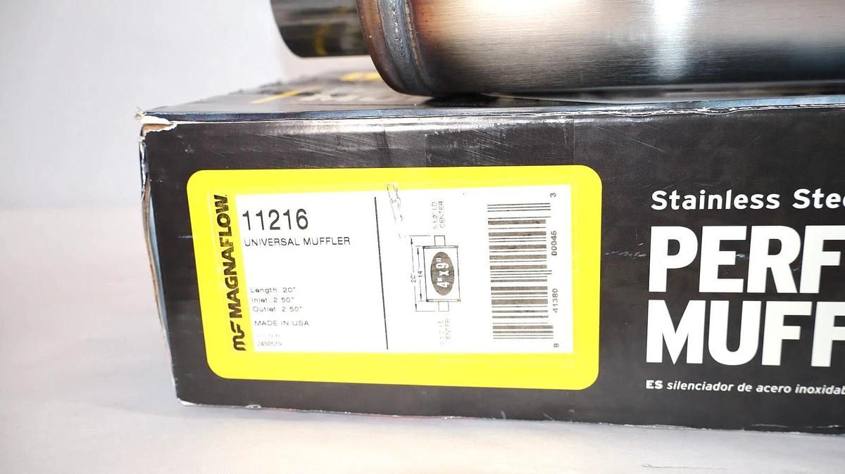 Magnaflow 11216 Stainless Steel Universal Muffler (New) USA