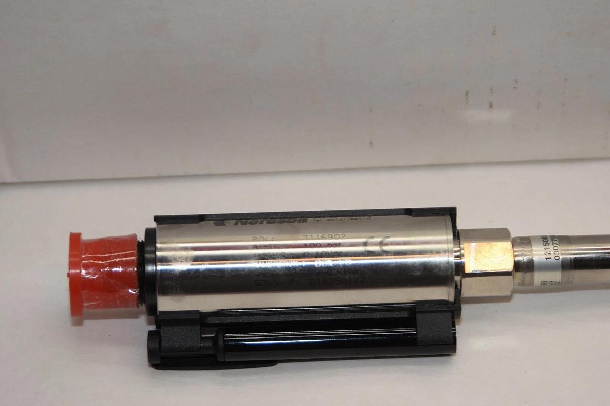 (NEW) NORDSON 7116902 D18250122 1215082 100 Bar 0-10Vdc Pressure Sensor