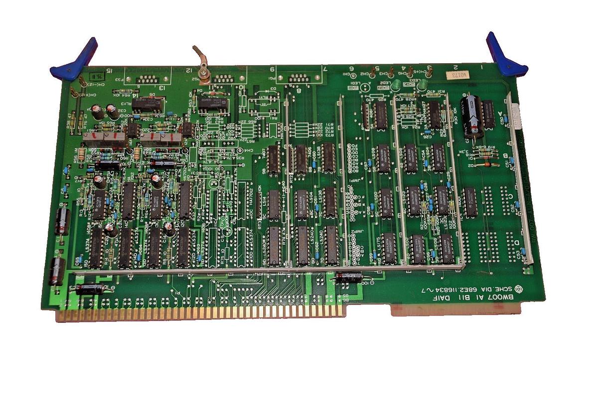 Used HITACHI BW007-A1 N-A/0 DAIF 68E2.116824 D31182-088 CIRCUIT BOARD