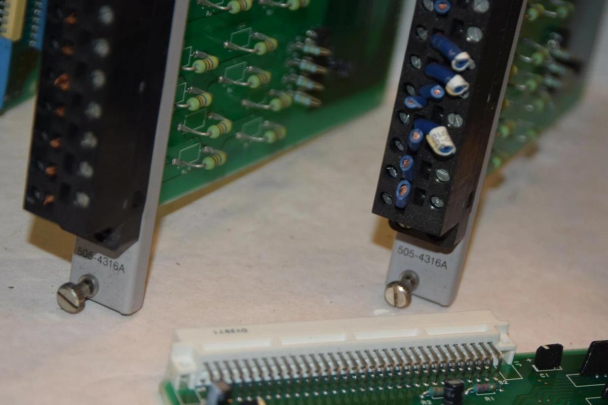 Used SIEMENS 505-4316A 505-4316, 505-4308, 505-6108B Input Module (Lot of 8)