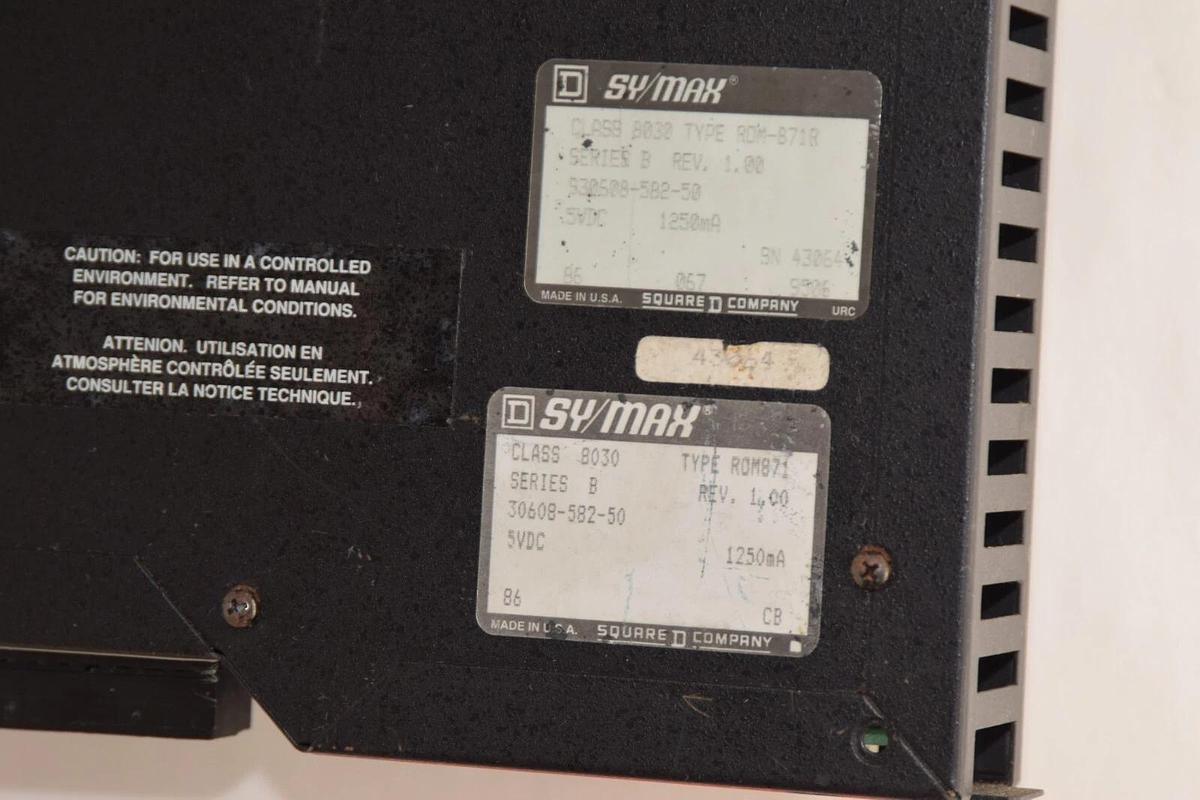 Used SQUARE D Sy/Max 8030 S30608-582-50 30608-582-50 B Rev 1.00 Relay Output Module