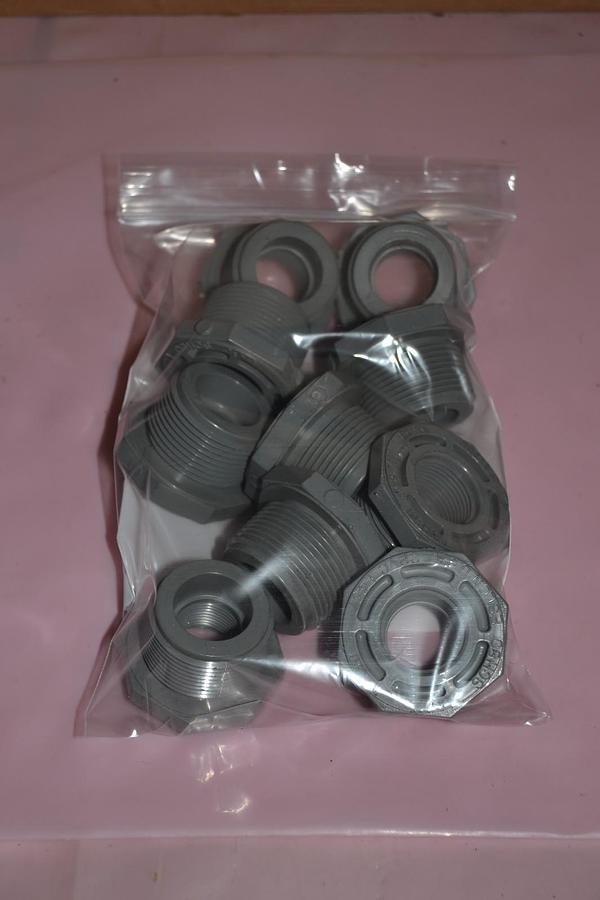 LOT OF 10 ESLON COUPLING SCH80 1-1/4" - 34" CPVC F437 NEW