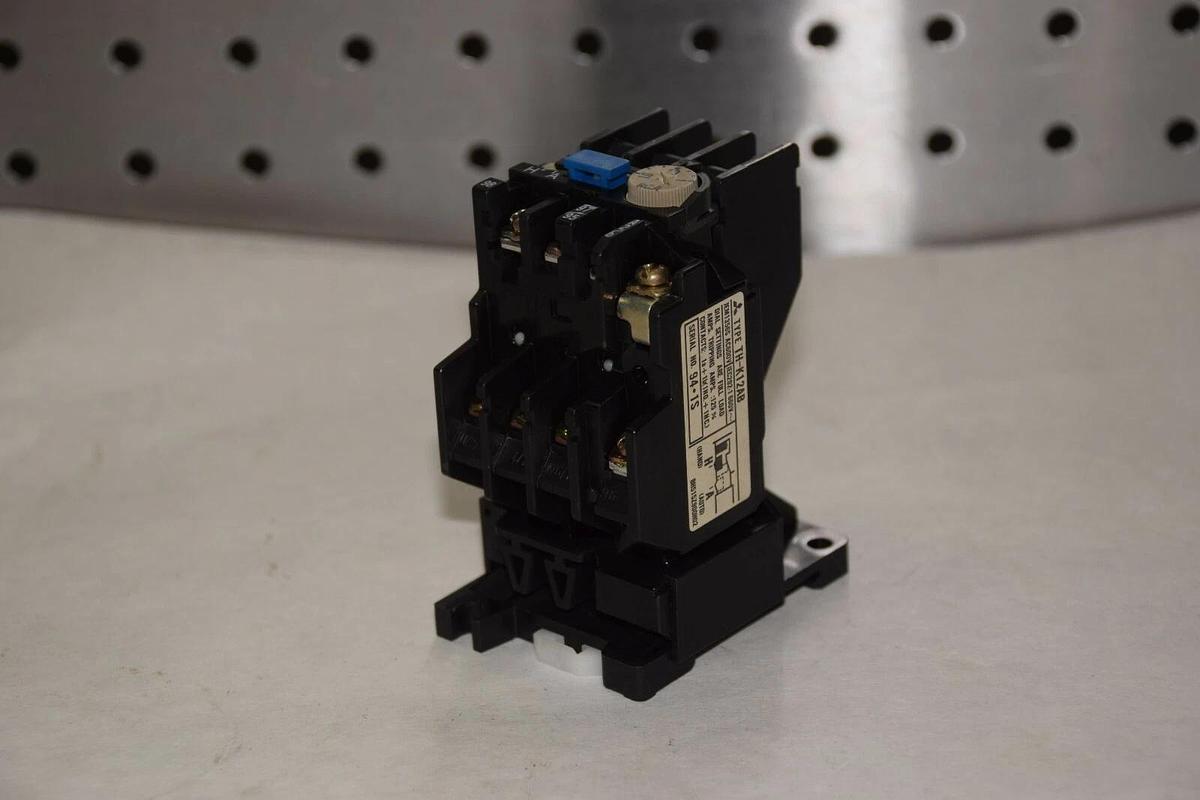 Used MITSUBISHI TH-K12AB 600V AC OVERLOAD RELAY