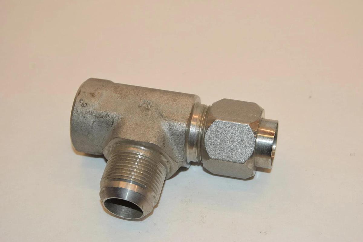 NEW PH 319-05582 1" NPT TEE TUBE FLAIR T Fitting STAINLESS STEEL Swagelok ?