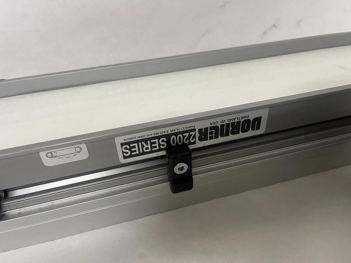 Used DORNER 2200 CONVEYOR 22edm04-030020a343401 Lenze Esv371n01sxc Motor 42R6BFPP