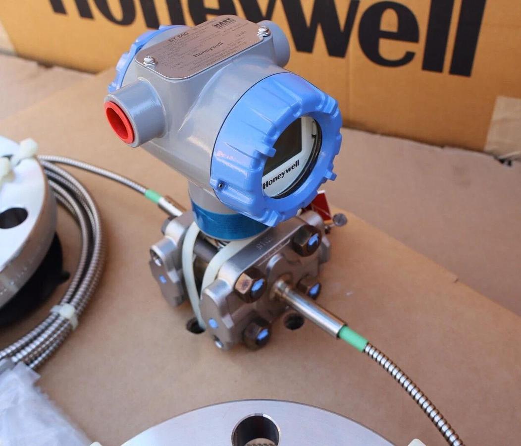 Honeywell STR800 DP Remote Seal YSTR82D-21CN5C0-DFCBA40SK-B-AHD-11C-B-21A6 NEW