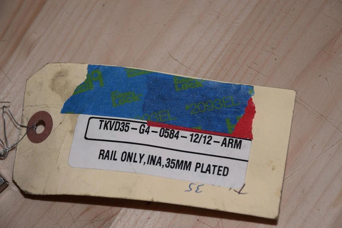 Used INA TKVD35-G4-0584-12/12-ARM 35mm 23" PLATED LINEAR GUIDE RAIL