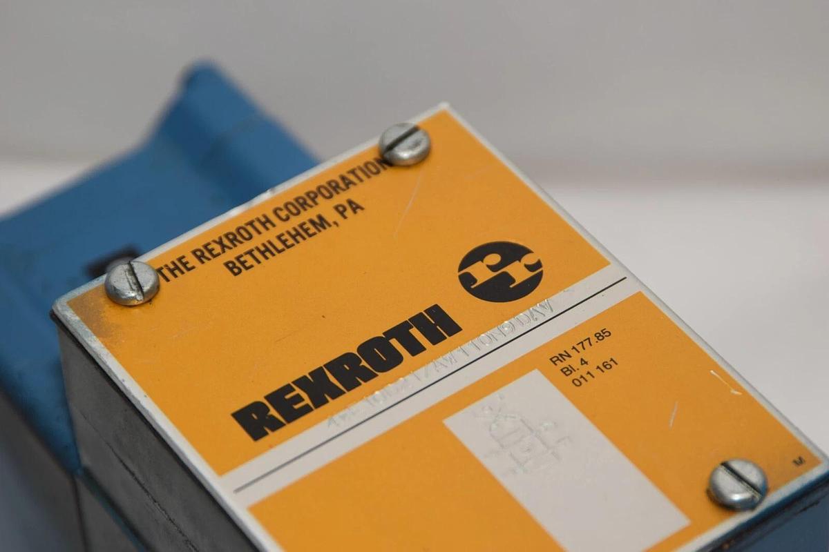 Used REXROTH 4WE10D21/AW110N9DAV Solenoid Valve
