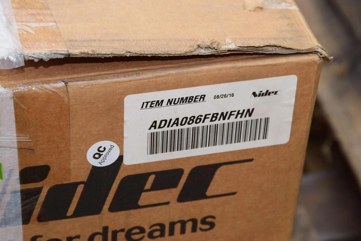 Nidec Inverter Drive AD1A086FBNFHNNN00NN AD1A086FBNFHN 380/480v 75 100hp 3ph NEW