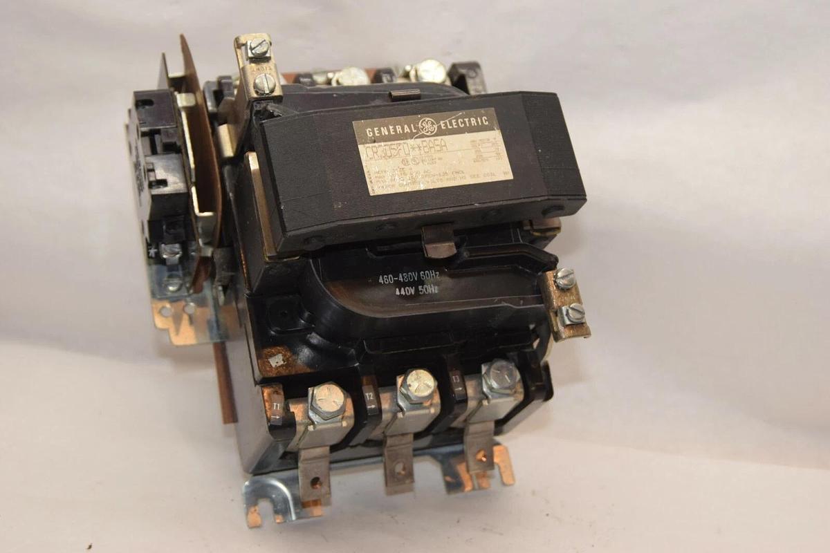 GE GENERAL ELECTRIC CR305F0**BASA CR305F004 Size Sz 4 Contactor 460v Coil NEW