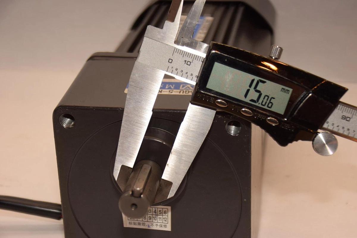 Used MAILI 6RK200RGU-CF Speed Regulating Motor 200W 220V w/ Gearbox Reducer 6GU-5-K