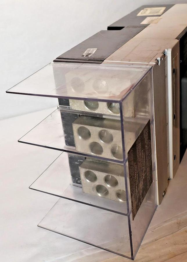 Used Siemens HNG Circuit Breaker HNX3B120 1200A 1200 Amp 600v 3p 3 pole Trip 525