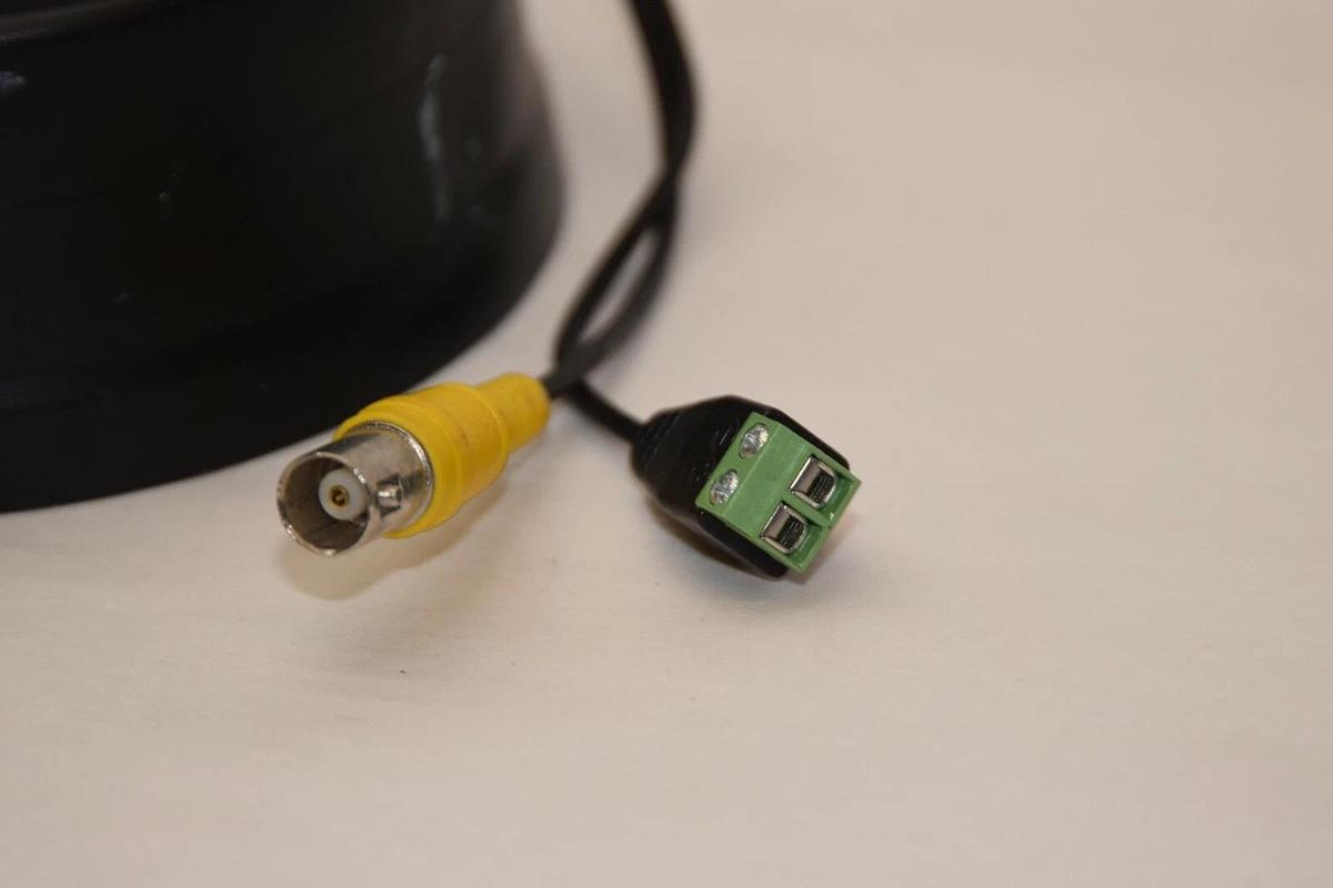 Used COSTAR CDC3510MFB 2.8-12mm Indoor Flex Dome Black Security Camera