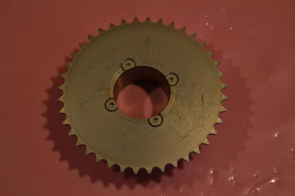 AMETRIC CHINA SPROCKET 8-40 8 40 BORE 1 3/8" NEW