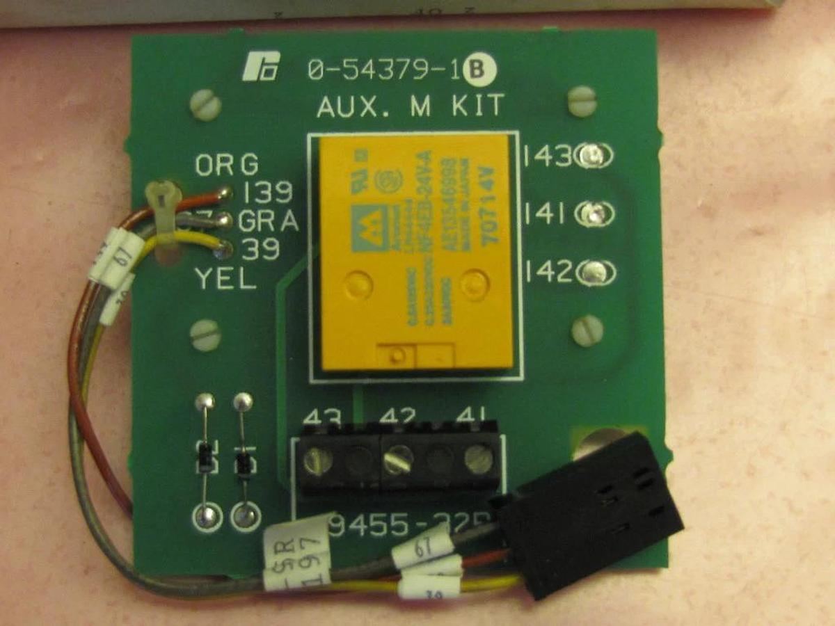 RELIANCE ELECTRIC 0-54379-1B 0543791B AUX M-CONTACT NEW