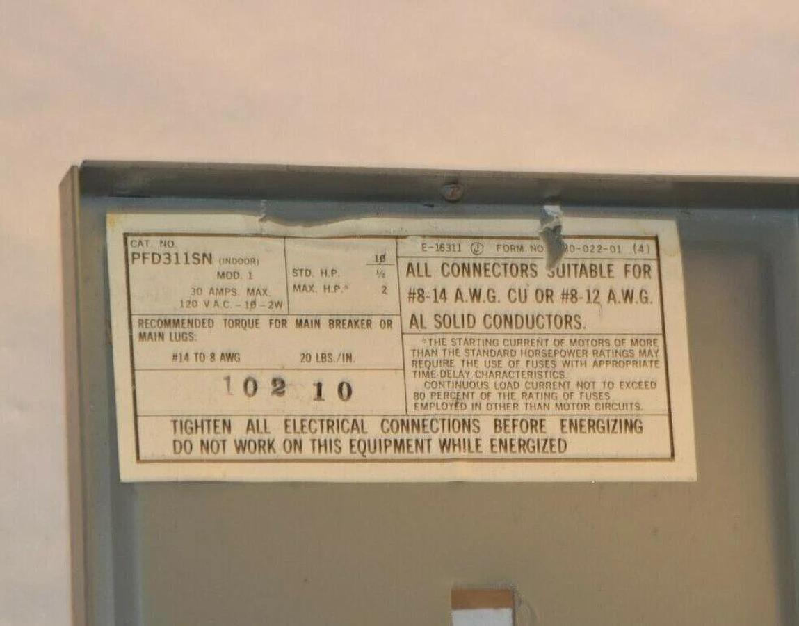 (NEW) SYLVANIA PFD311SN 30A Vintage Industrial Fuse Box