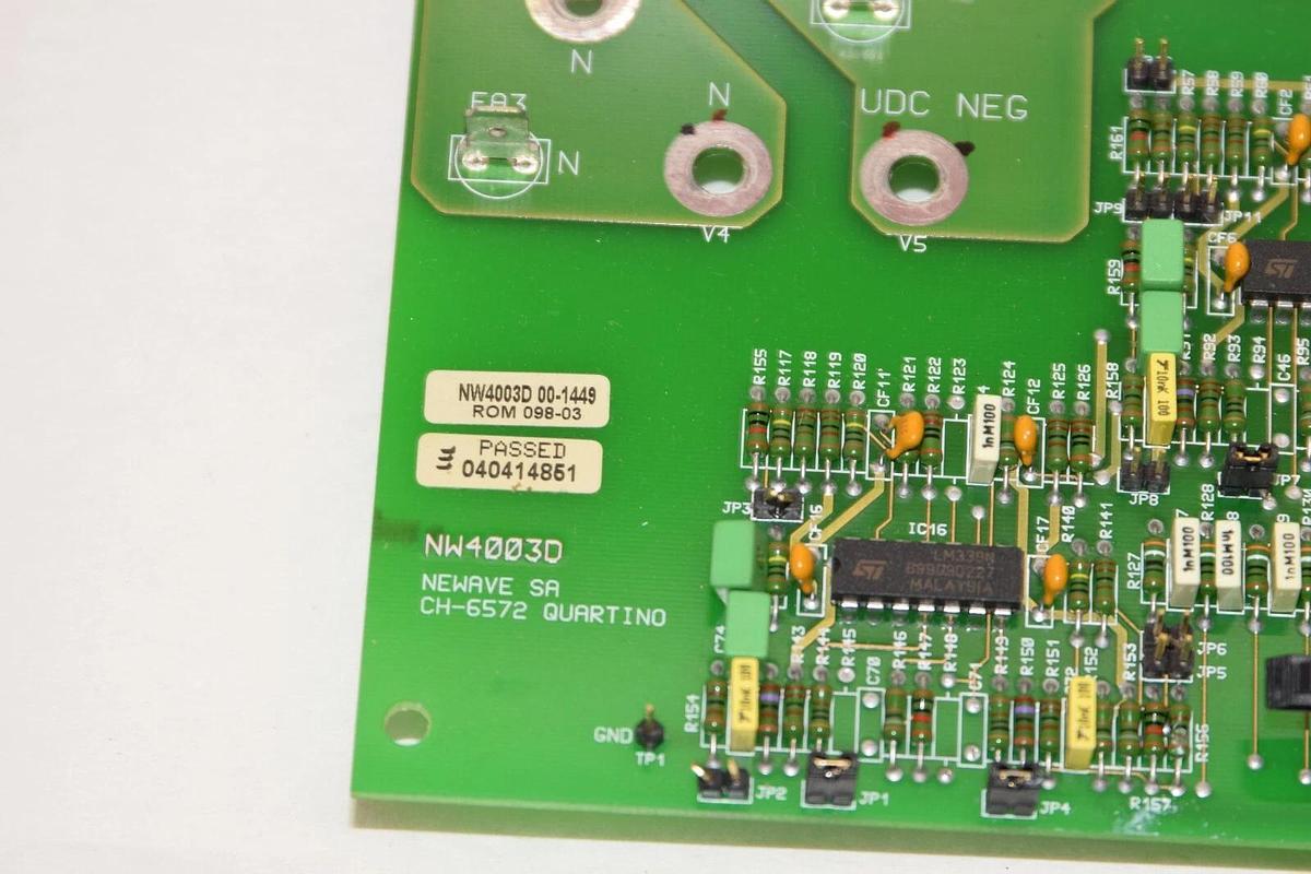 Used NEWAVE SA POWERWARE EXIDE NW4003D NW4003D 00-1449  CH-6572 Circuit Board