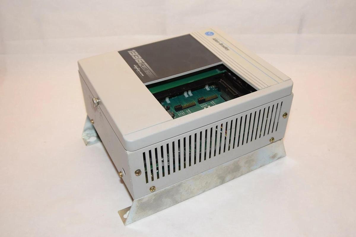 ALLEN-BRADLEY 1336 PLUSII 1HP AC Drive 1336F-BRF10-AA-EN-HAS2-L4 (NEW)