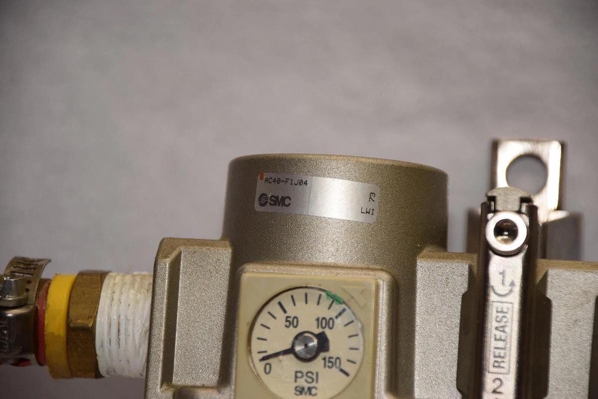 Used SMC AR40-N04E-Z Regulator AF40-N04-Z Filter Accessory