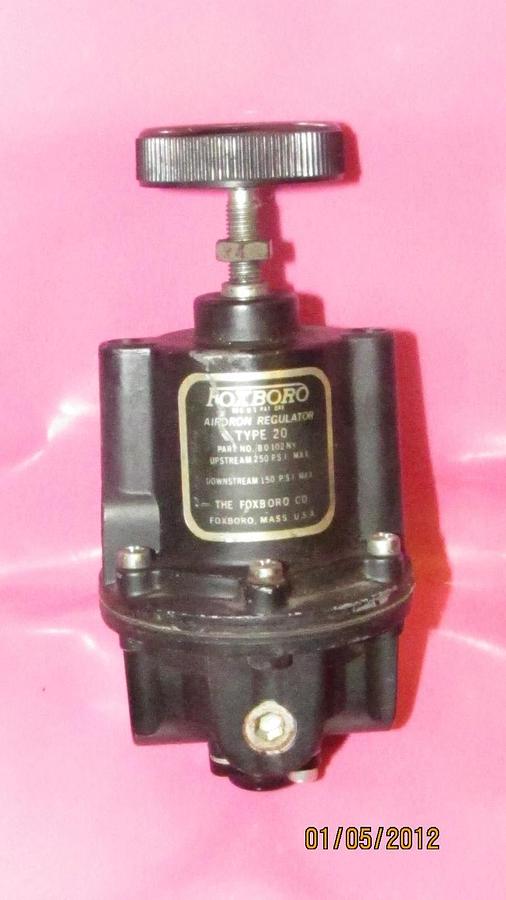 Used FOXBORO AIRDRON REGULATOR 20 B0102NY 250 PSI