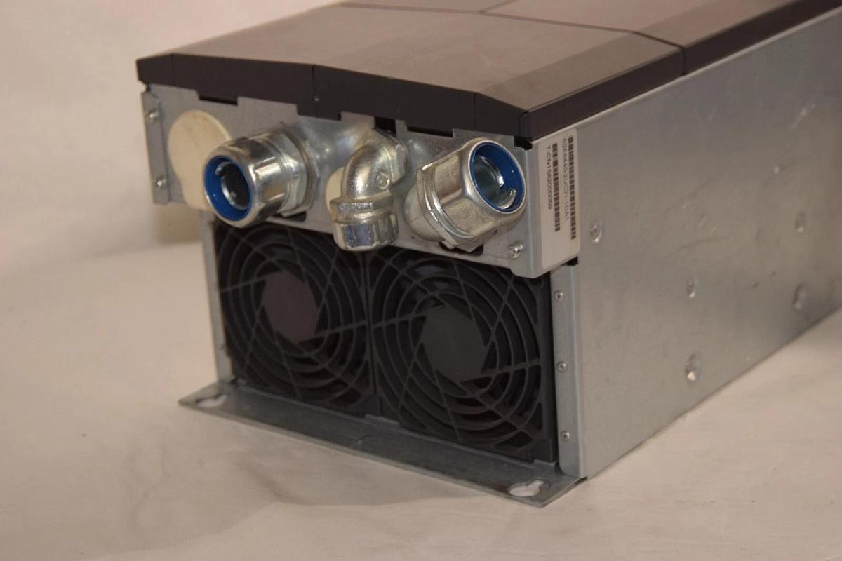 Used SIEMENS 6SE6440-2UC31-1DA1 Micromaster 440 42A 0-650Hz Inverter Drive