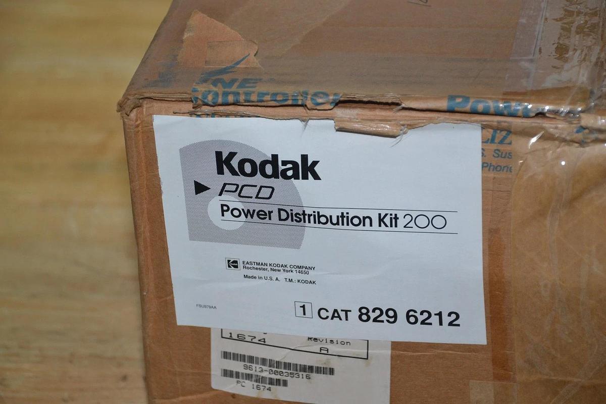 PULIZZI ENGINEERING PC 1674 FSU3684AA 125V 24A POWER CONTROLLER NEW