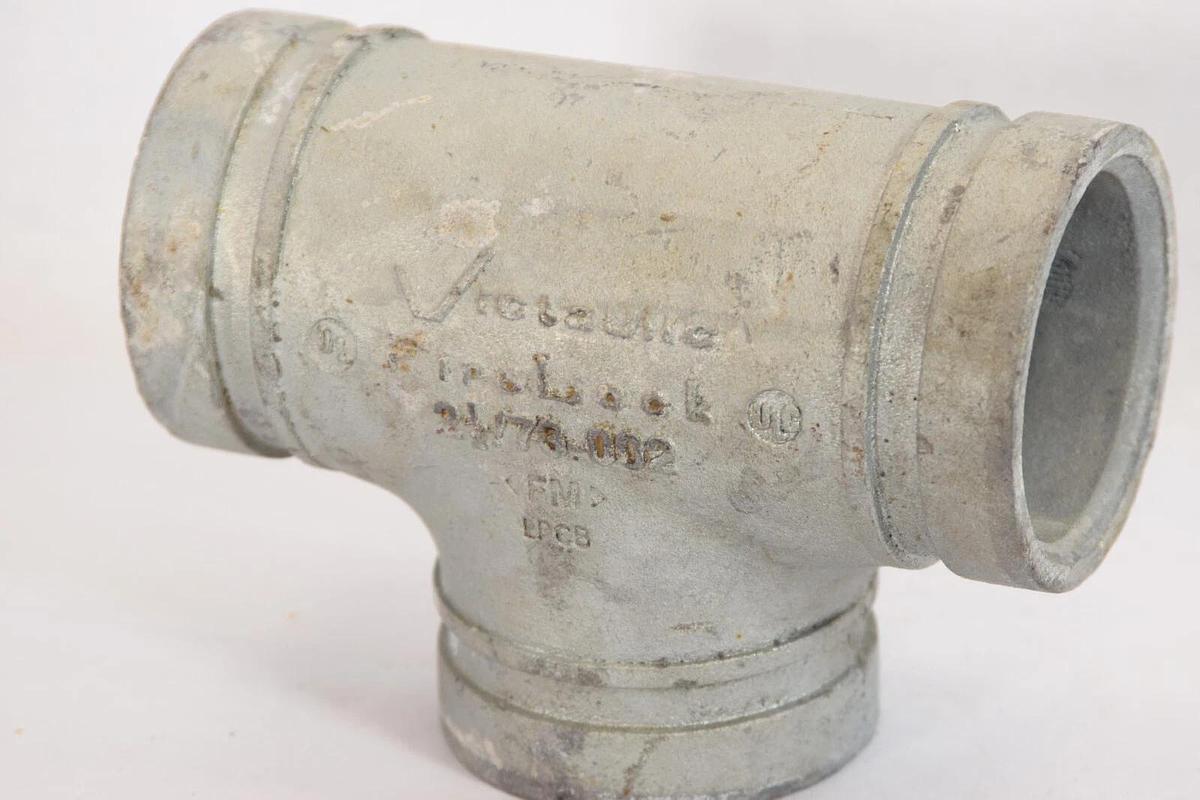 (NEW) VICTAULIC 2 1/2/73-002 C-E=3 IN FireLock Straight Grooved Tee