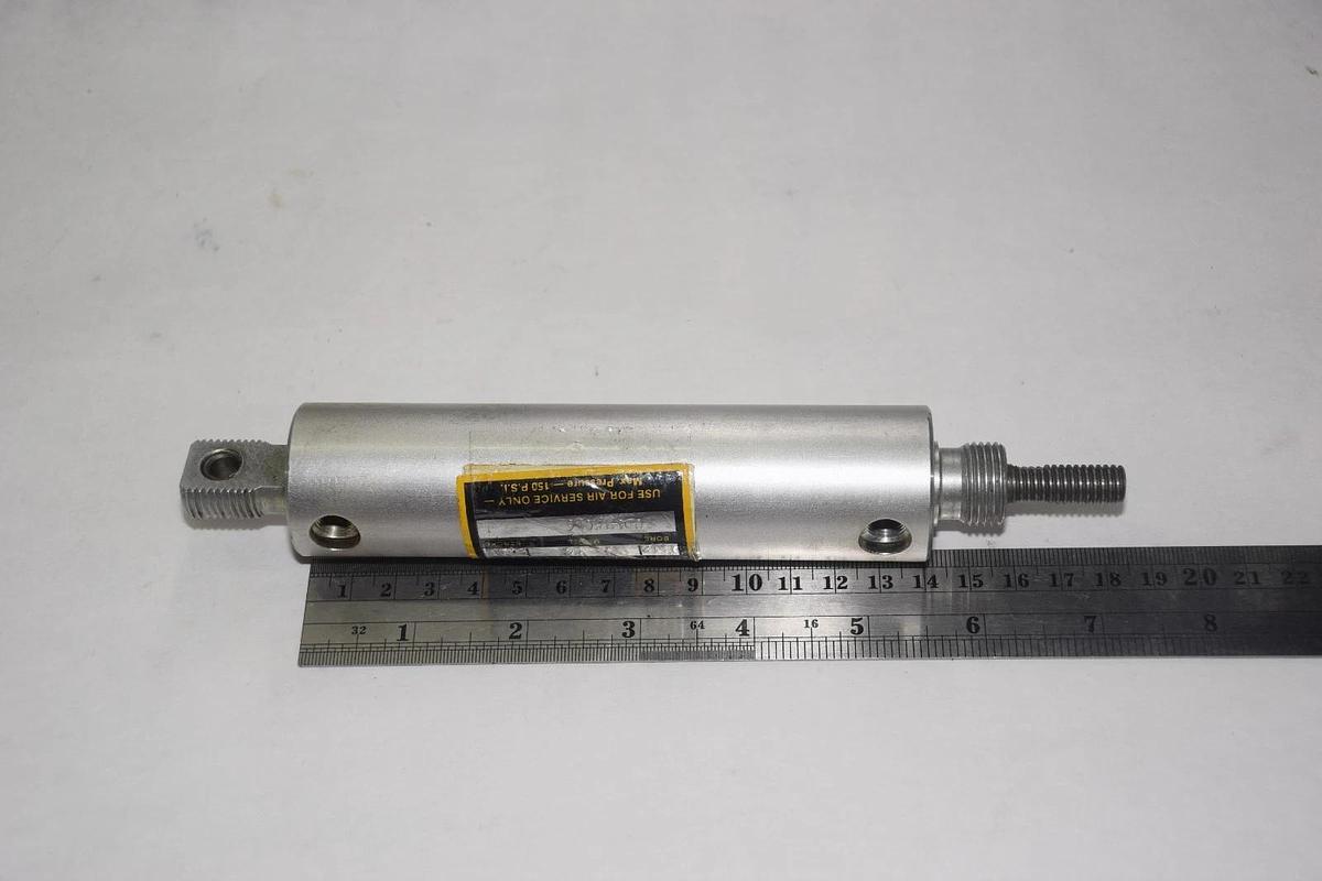 PARKER CD135016 2.5" STROKE 3/8" BORE SINGLE ACTION CYLINDER NEW