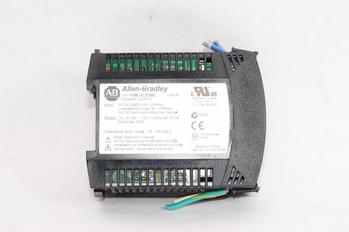 Used ALLEN BRADLEY 1606-XLP30E Series A 100-240V Power Supply