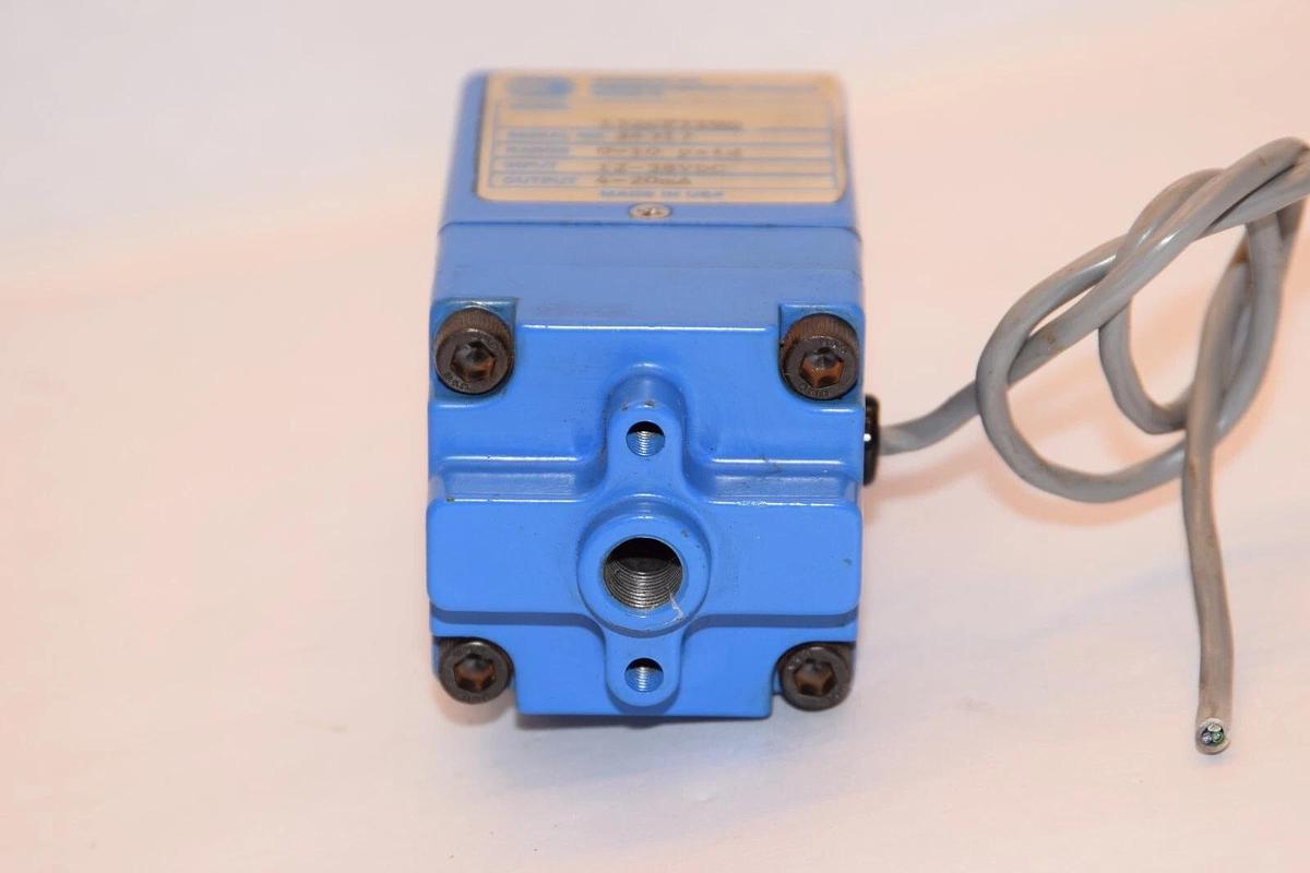 Used TRANSICOIL INC. 152CP110D 0-10psid 12-38Vdc 4-20mA Pressure Sensor