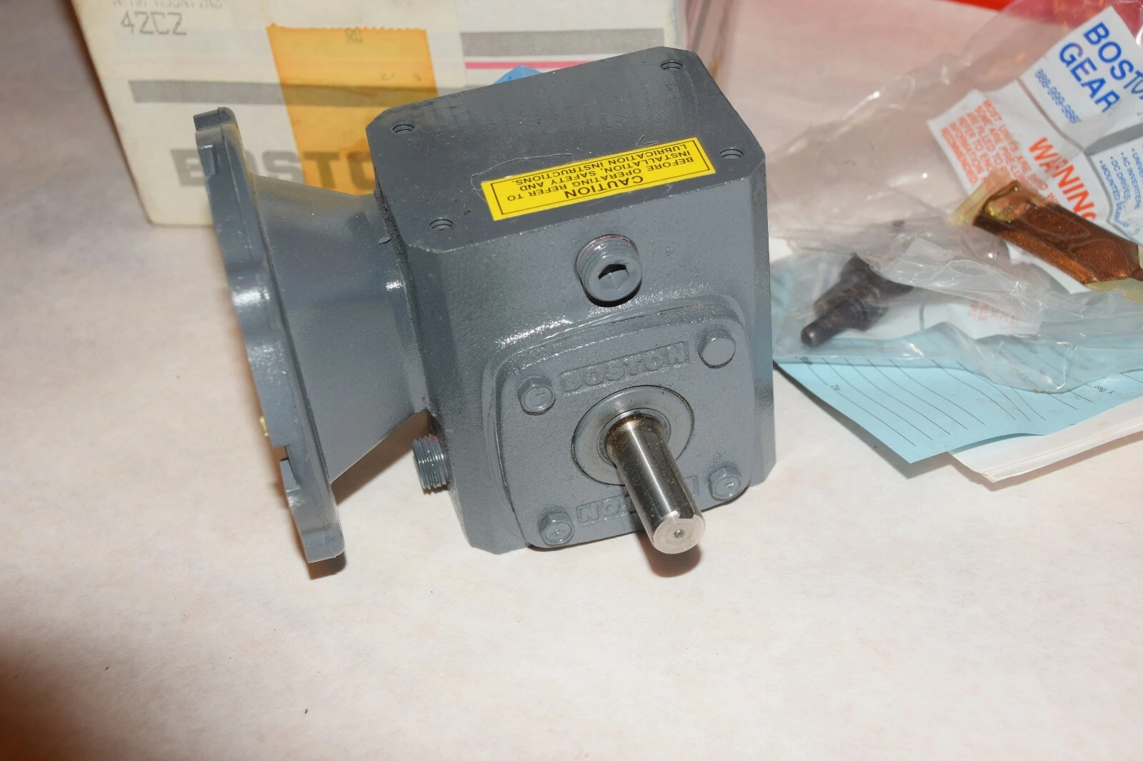 NEW BOSTON GEAR F710-30-B4-J F710-30-B4-J 30:1 .15HP RATIO GEAR SPEED REDUCER