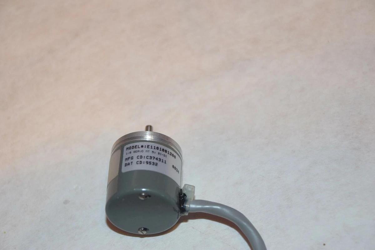 Used DYNAPAR DANAHER CONTROLS E1101001200 1/8 SERVO MT 5V ENCODER