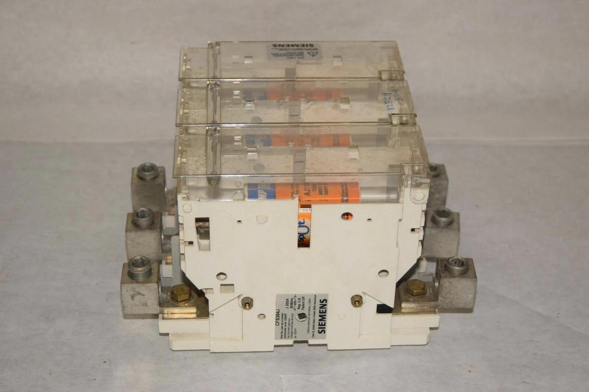 Used SIEMENS CFS364J 200A 50/60Hz 100HP Fusible Disconnect Switch