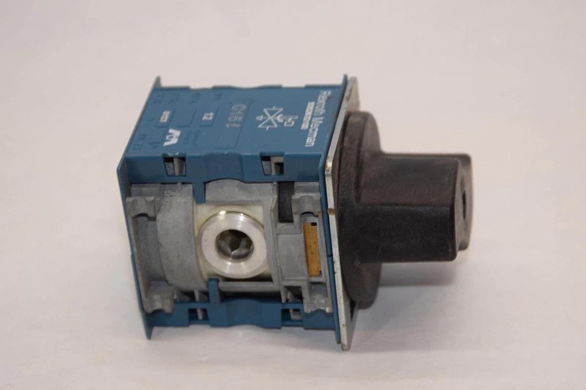 Used REXROTH 5352620100 Bistable 3-Way Valve