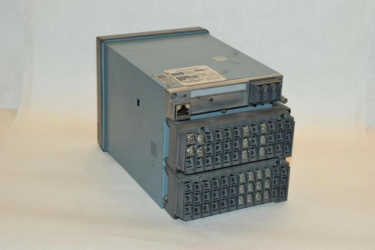 Used YOKOGAWA DX102-1-2/TPS2  DX10212TPS2 DX102 1 Daqstation Chart Recorder