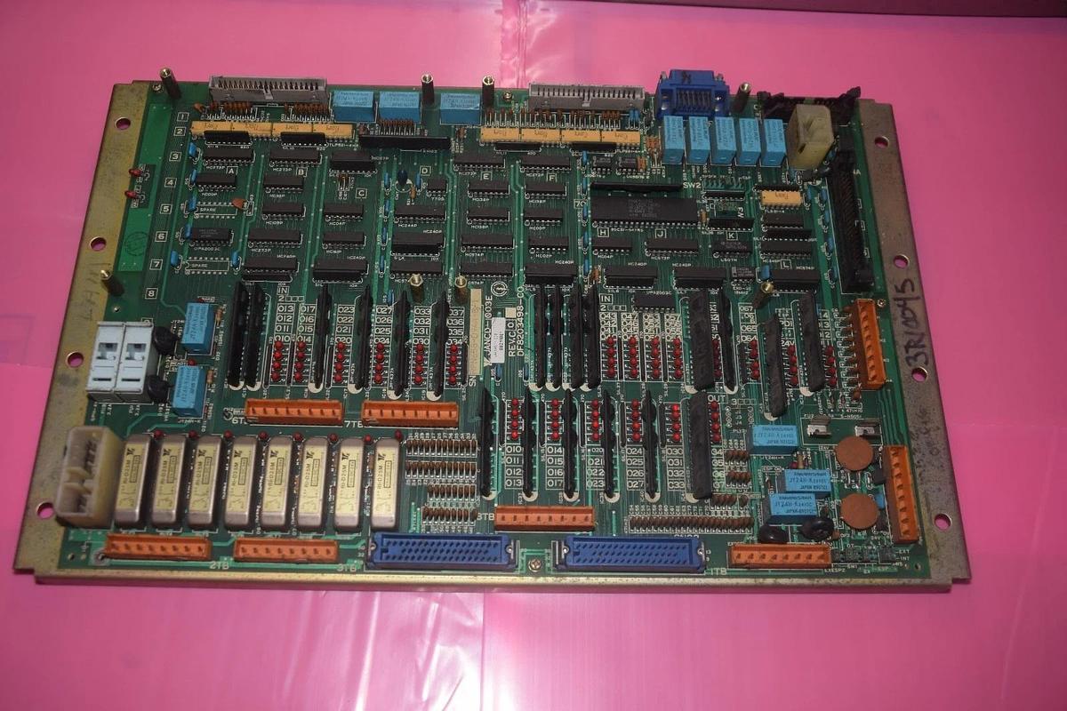Used YASKAWA MOTOMAN ROBOTICS PCB CIRCUIT BOARD JANCD-1003E REV. C DF8203498-CO