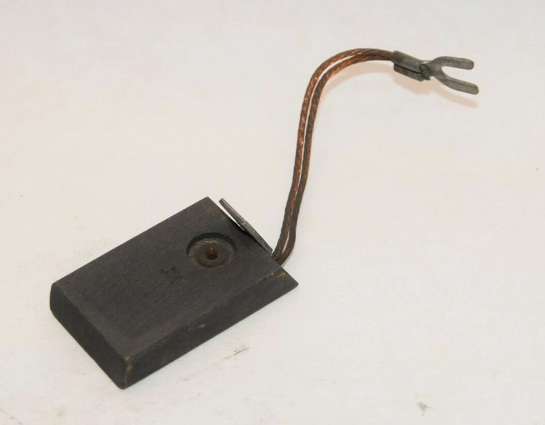 (NEW) SOUTHERN 603 #603 1-1/4" x 3/8" Carbon Brush