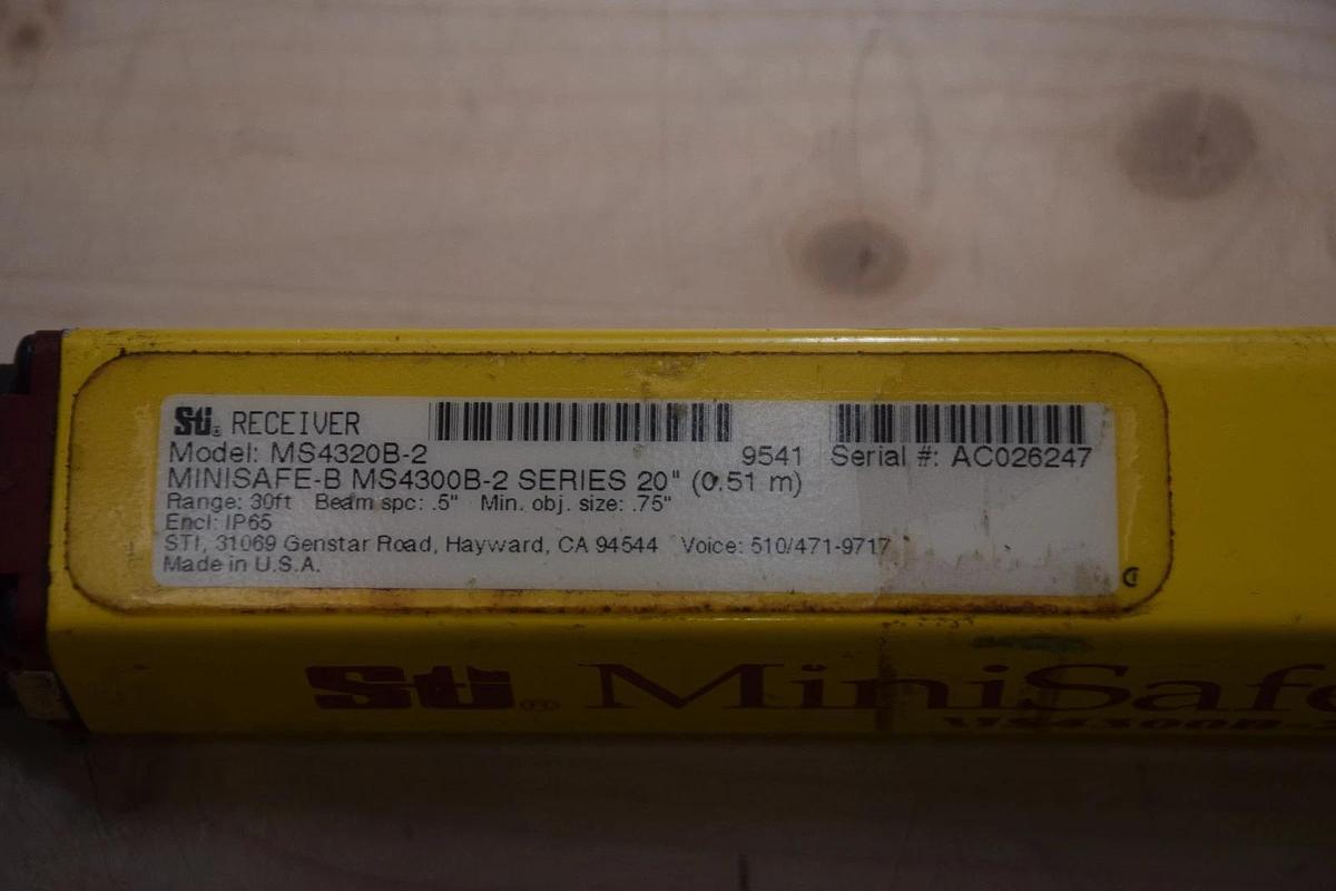 Used STI MS4320B-2 MINISAFE 20" RECEIVER SAFETY LIGHT CURTAIN