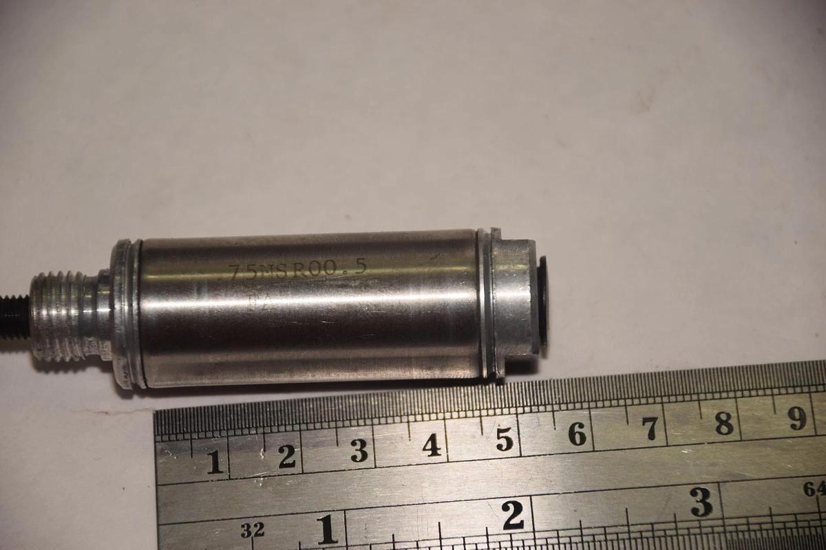 PARKER .75NSR00.5 FA 1/2" STROKE 3/4" BORE SINGLE ACTION CYLINDER NEW
