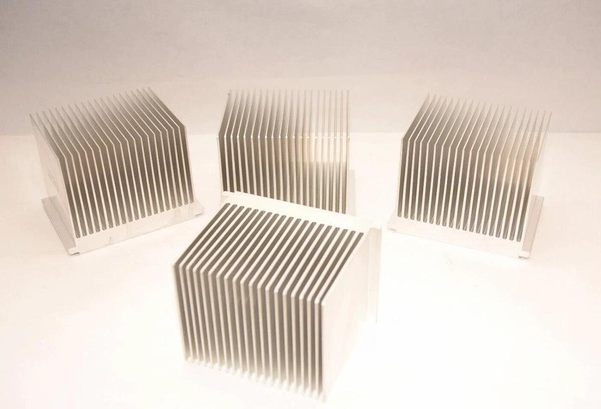 Used (Lot of 4) Aluminum Heat Sinks 3.5" L x 2.75" W x 2.5" D