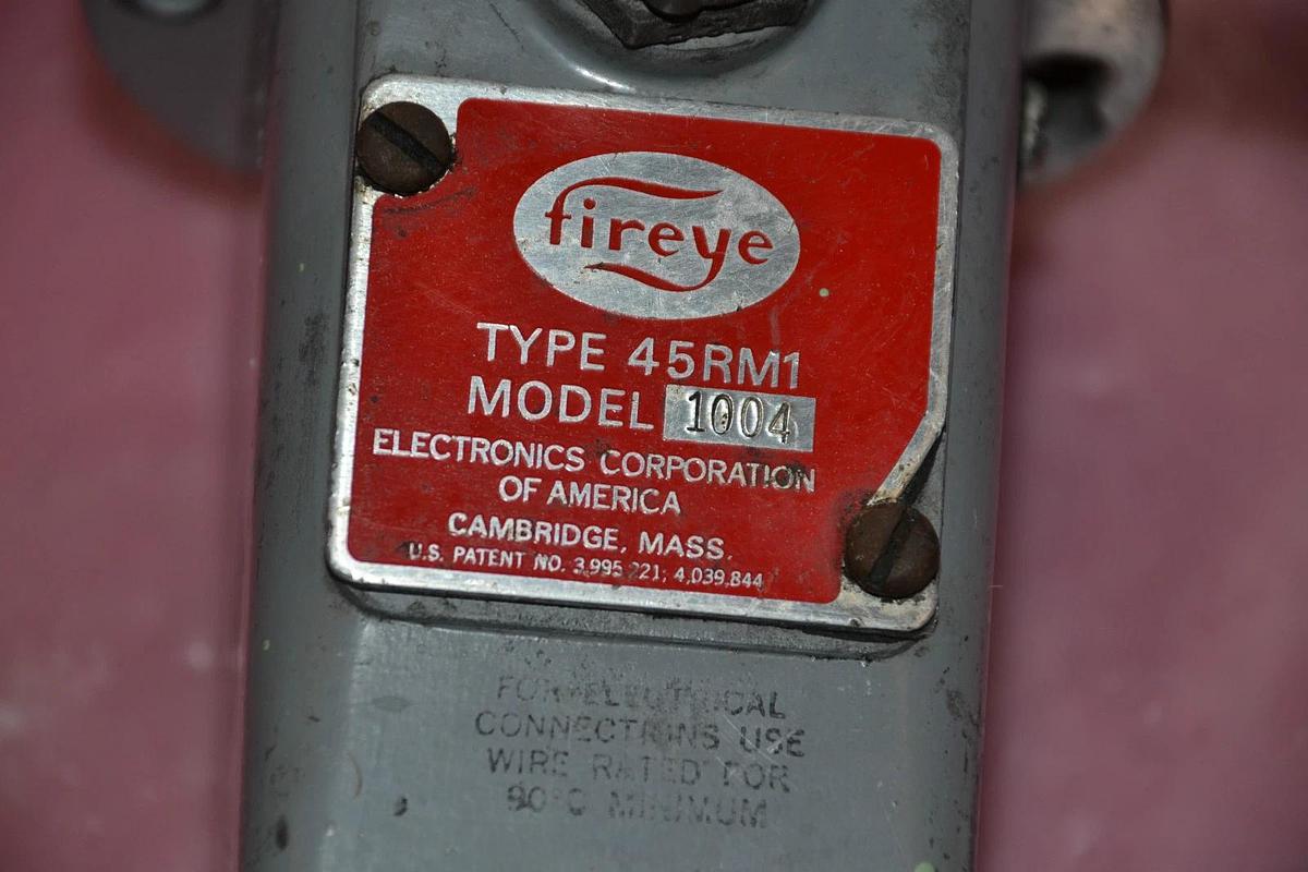 Used FIREYE FLAME SCANNER TYPE 45RM1 MODEL 1004
