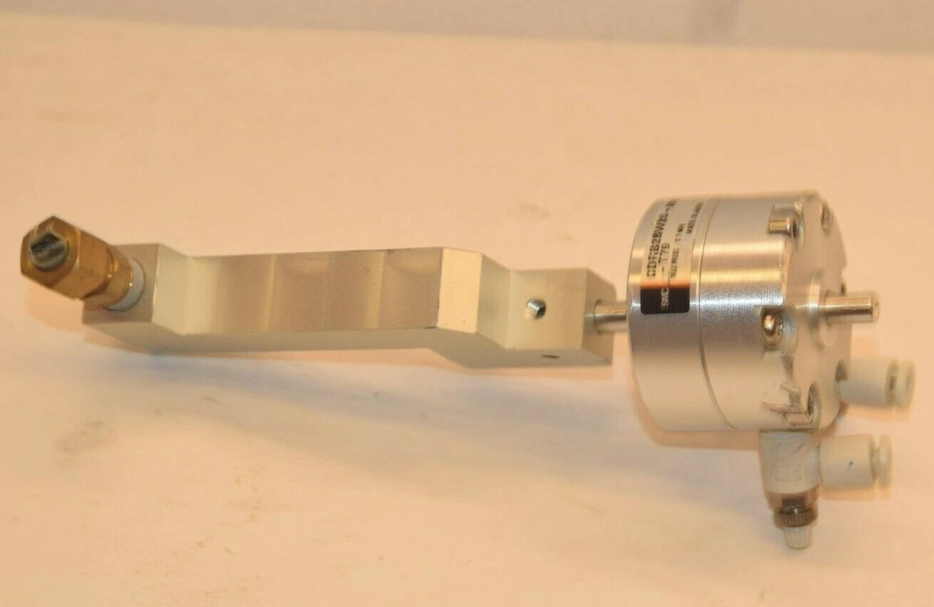 Used SMC CDRB2BW20-90S-T79 CDRB2BW2090ST79 0.7MPa Rotary Actuator Vane