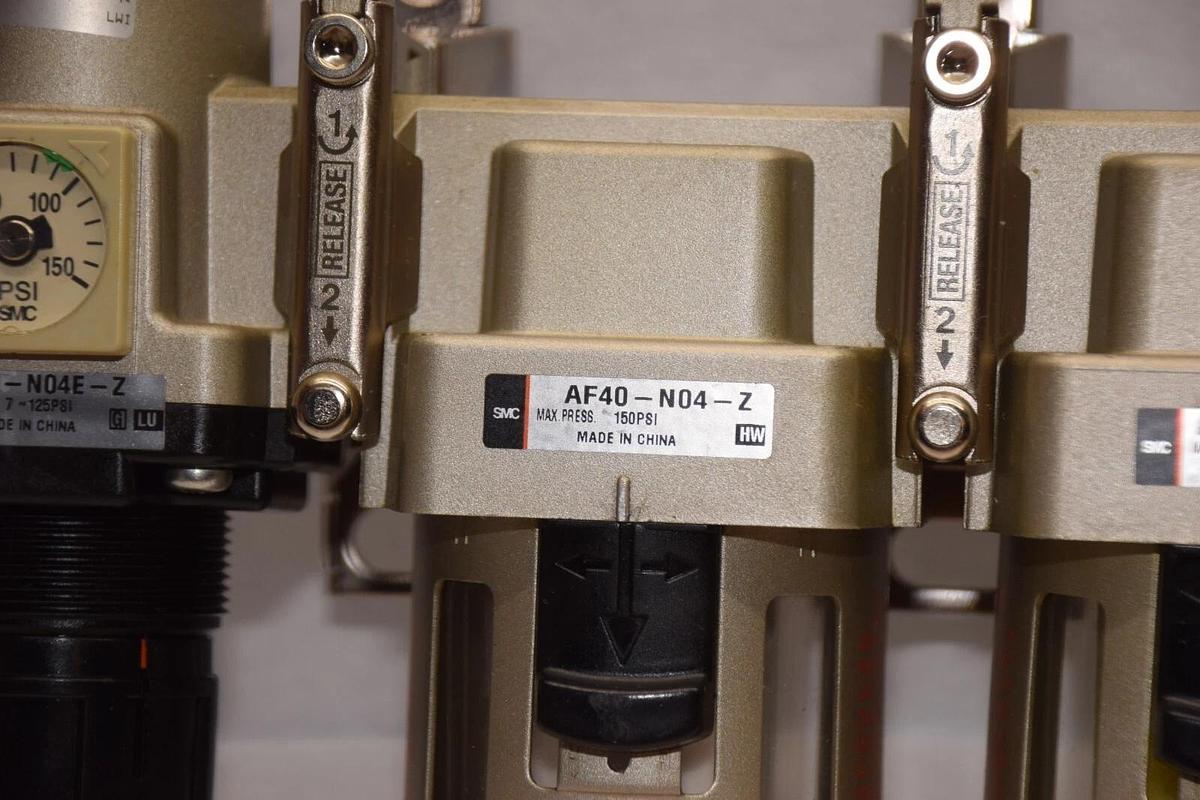 Used SMC AR40-N04E-Z Regulator AF40-N04-Z Filter Accessory