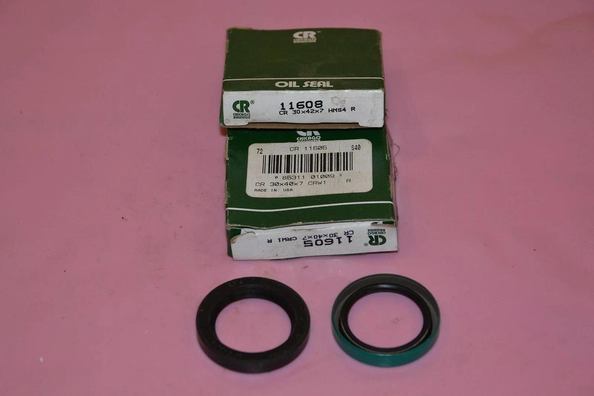 LOT OF 2 CHICAGO RAWHIDE OIL SEAL 11608 30X42X7 NEW