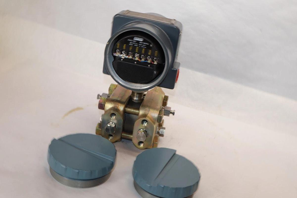 (NEW) FOXBORO 823DP-I3K1NM1 , 823DPI3K1NM1 12.5-65Vac Electronic Transmitter